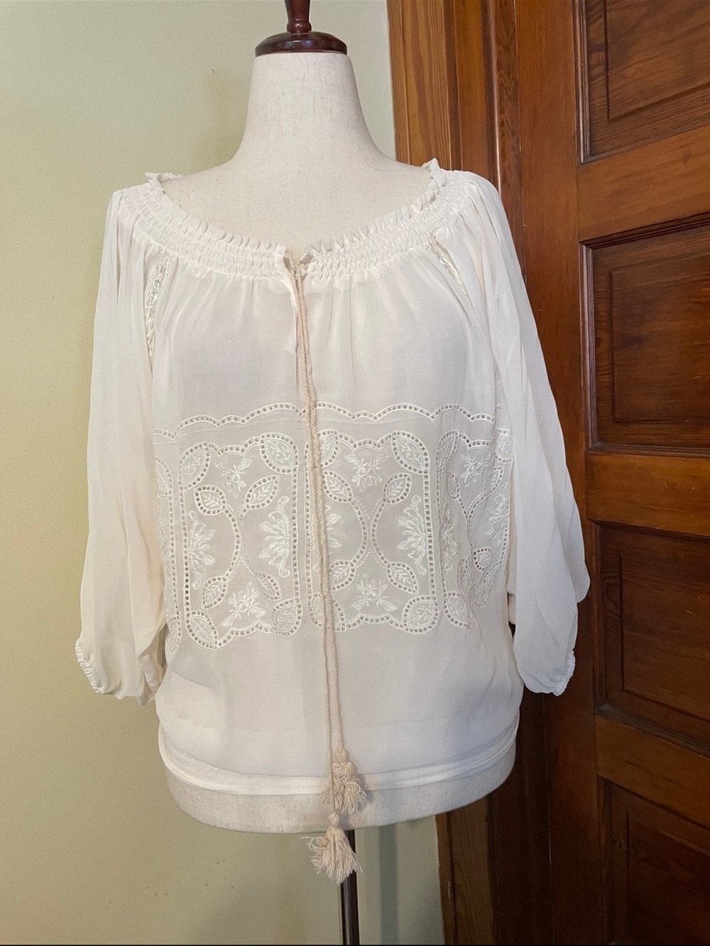 Forever 21 White Embroidered Peasant Blouse